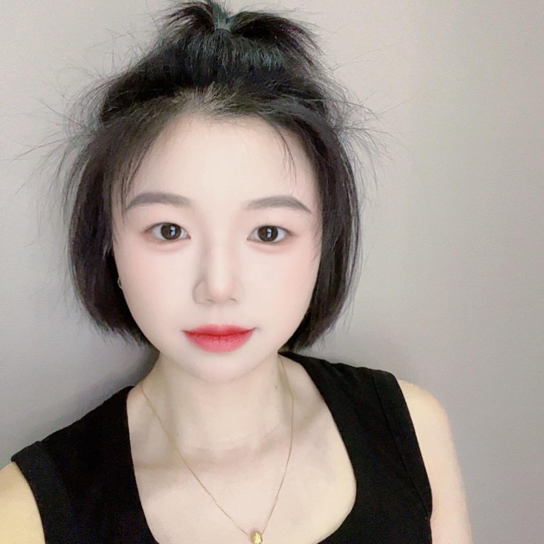 艺芝的橱窗