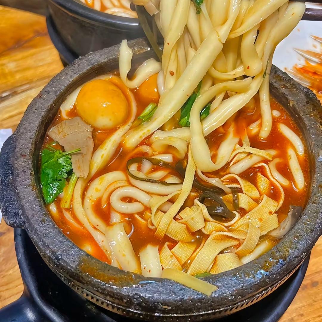 宋师傅砂锅土豆粉