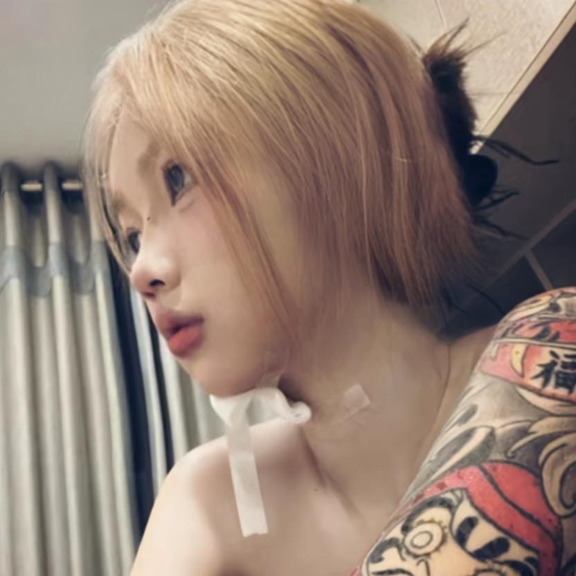 菜菜.