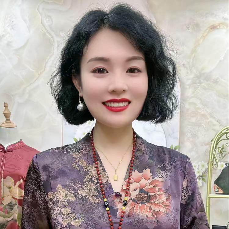 漫琪女装服饰精选