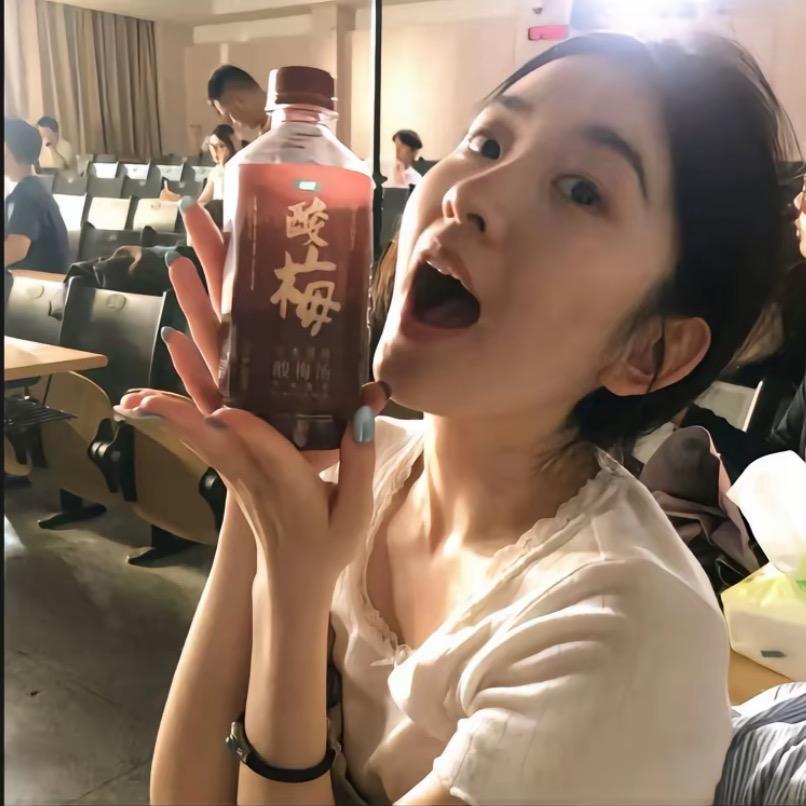 𝑹𝒊𝒗𝒆𝒓.