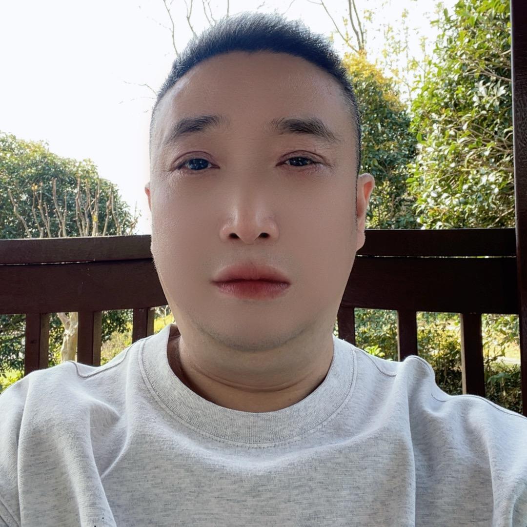 老梁