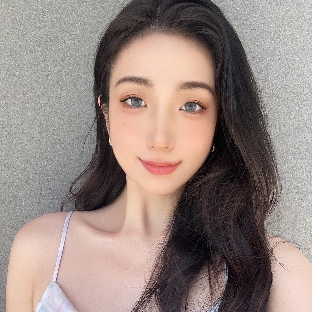 赵蕊RiRi