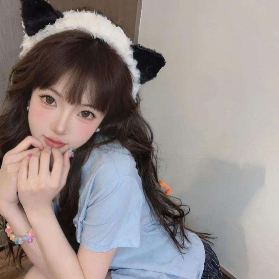 何小何
