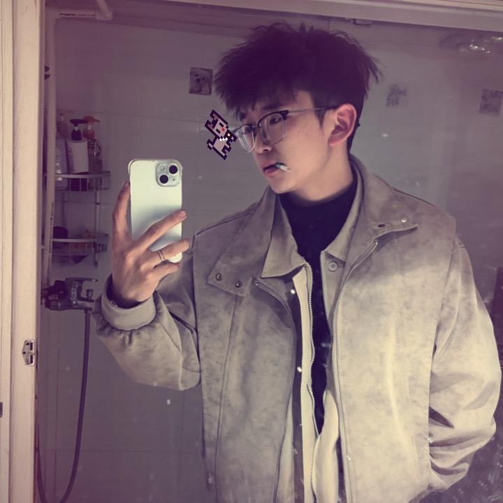 侽的