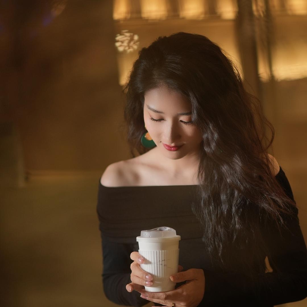 王小点儿Kristine