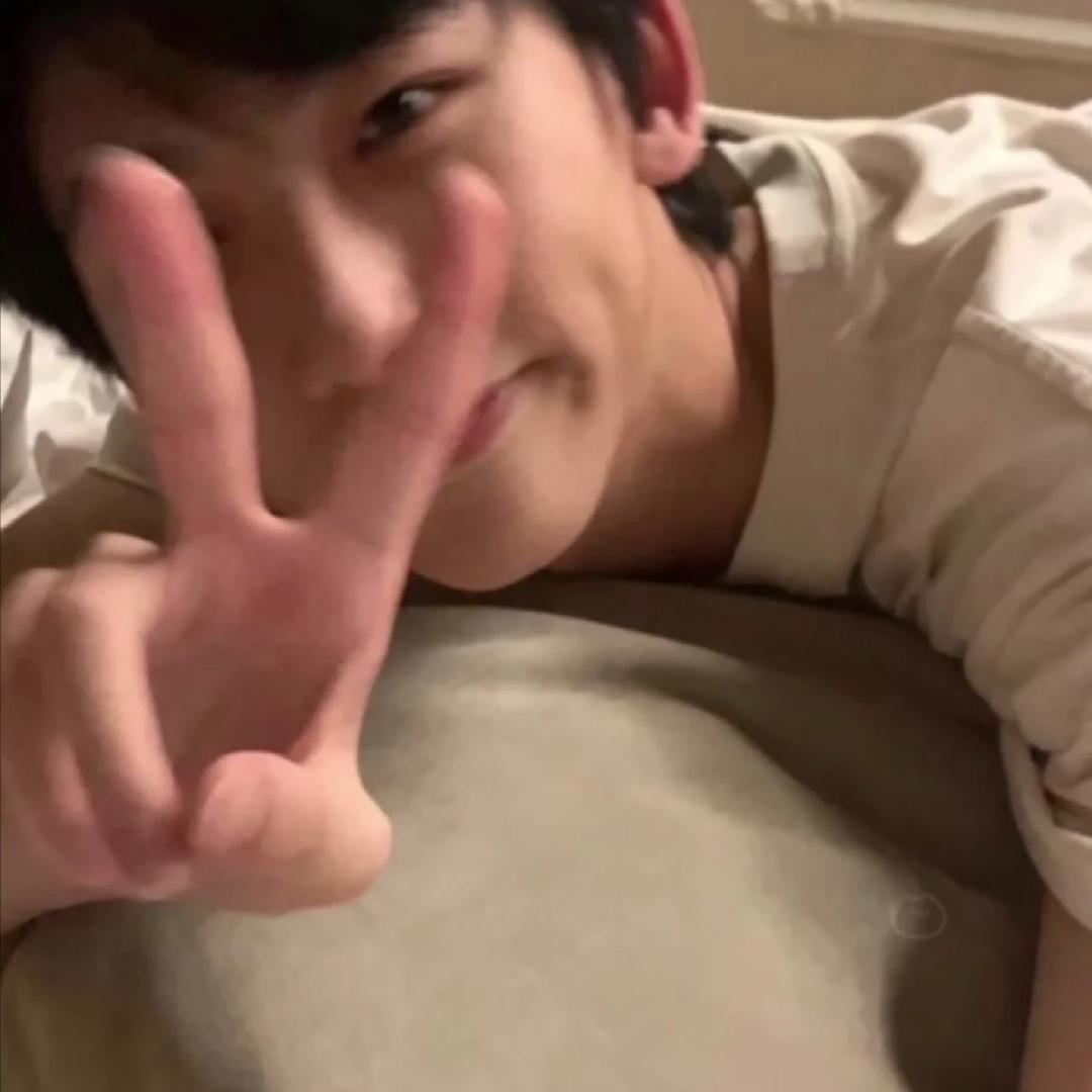 天灰的像哭过