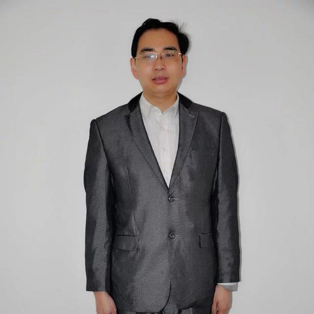 军哥策