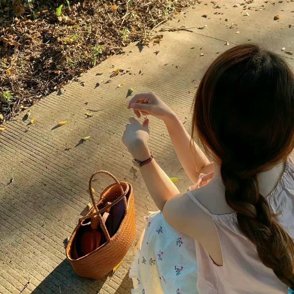 洋妞同学