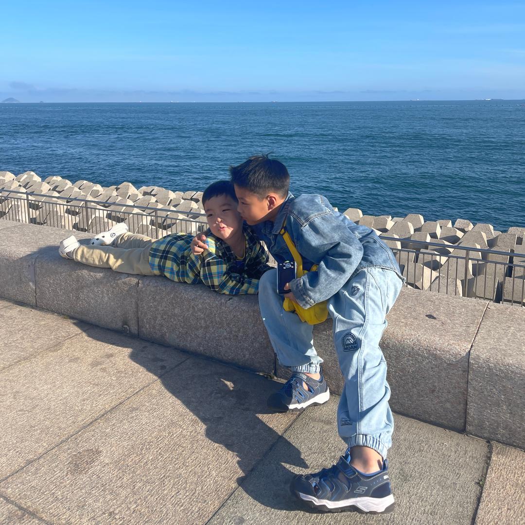 🍊小橙子和小柚子🍋的爸爸
