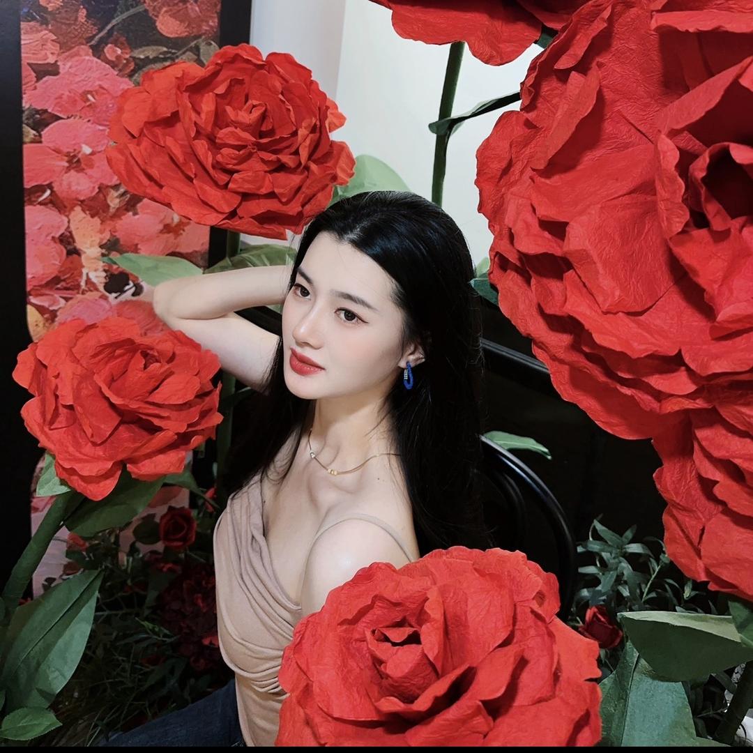 小笼包西施๑•̌.•̑