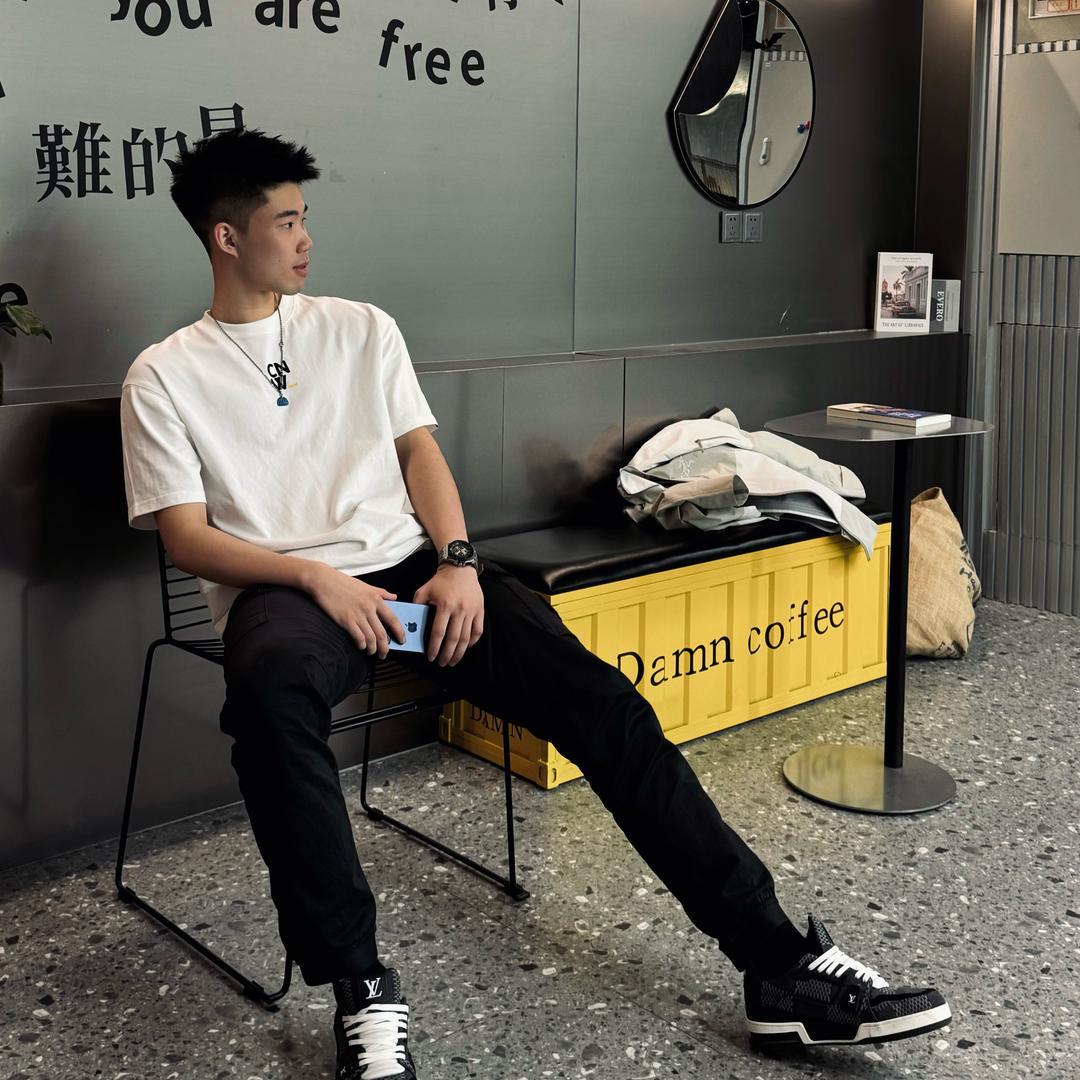 翁泓阳🏸️