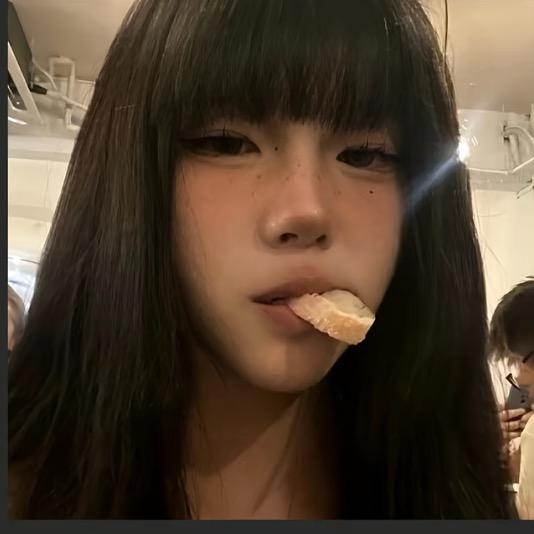 关灯不睡觉