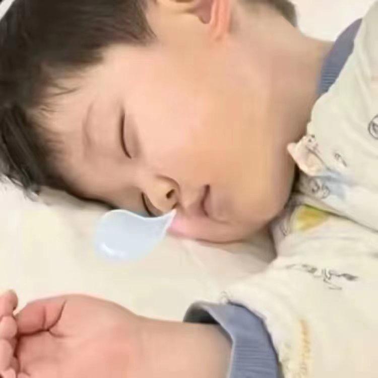 菠萝吹雪℘゜
