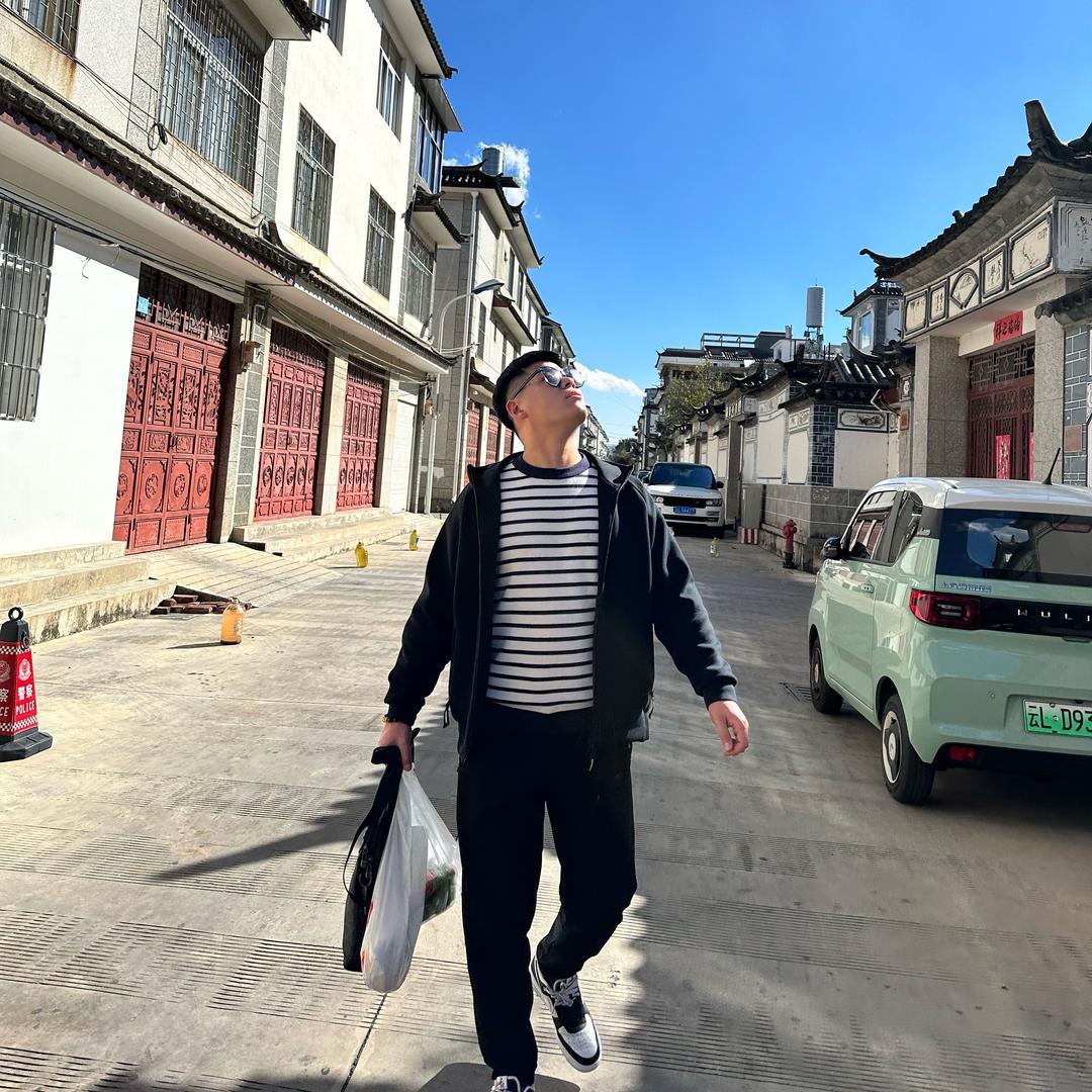 龙百万¥