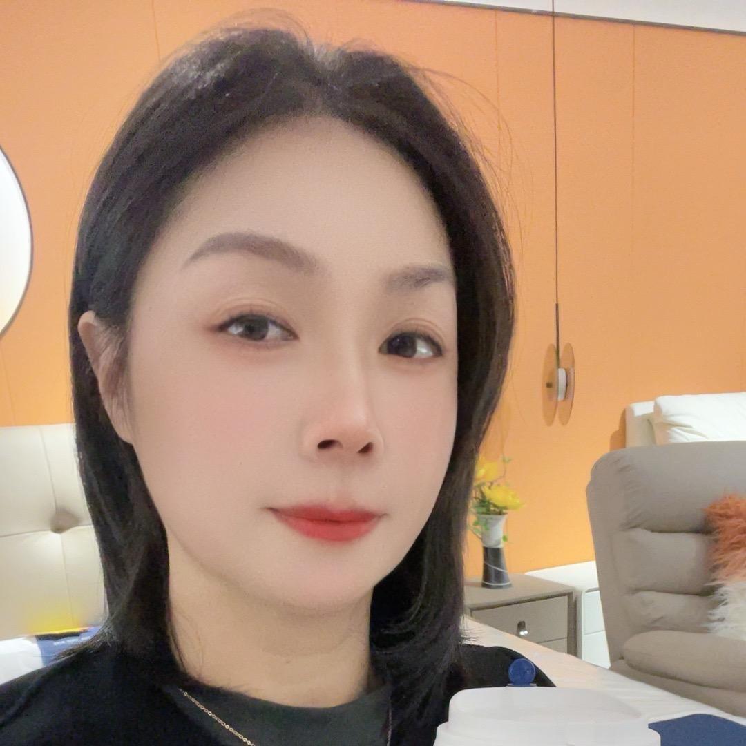 在无锡开家具店何姐