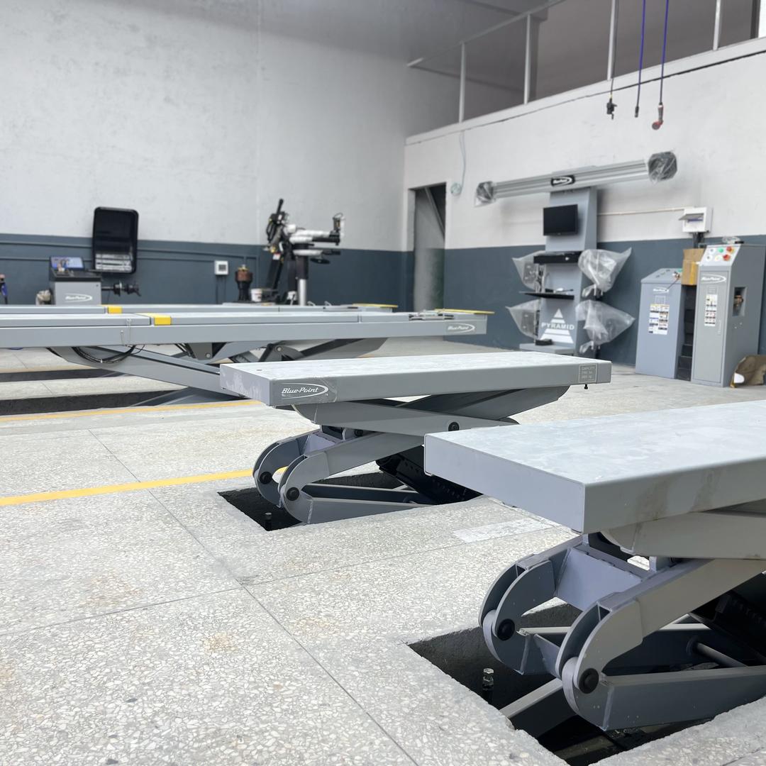 武夷山市鑫瑞汽车设备用品商行