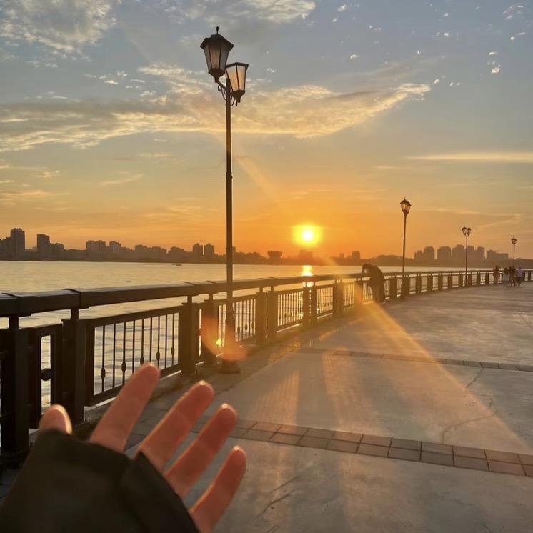 🍀半甜可乐🥤