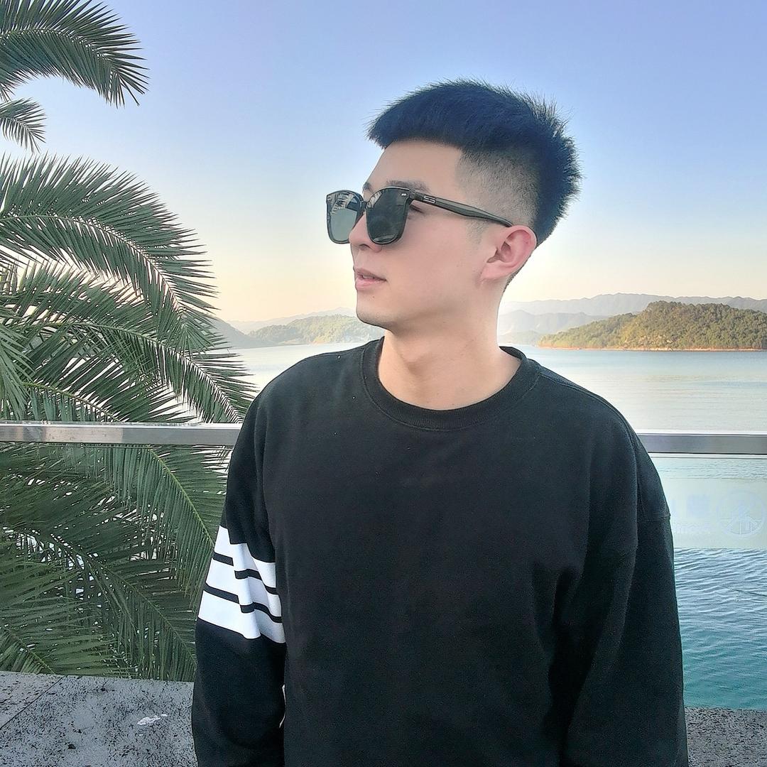 资兴潮装男装珏俊