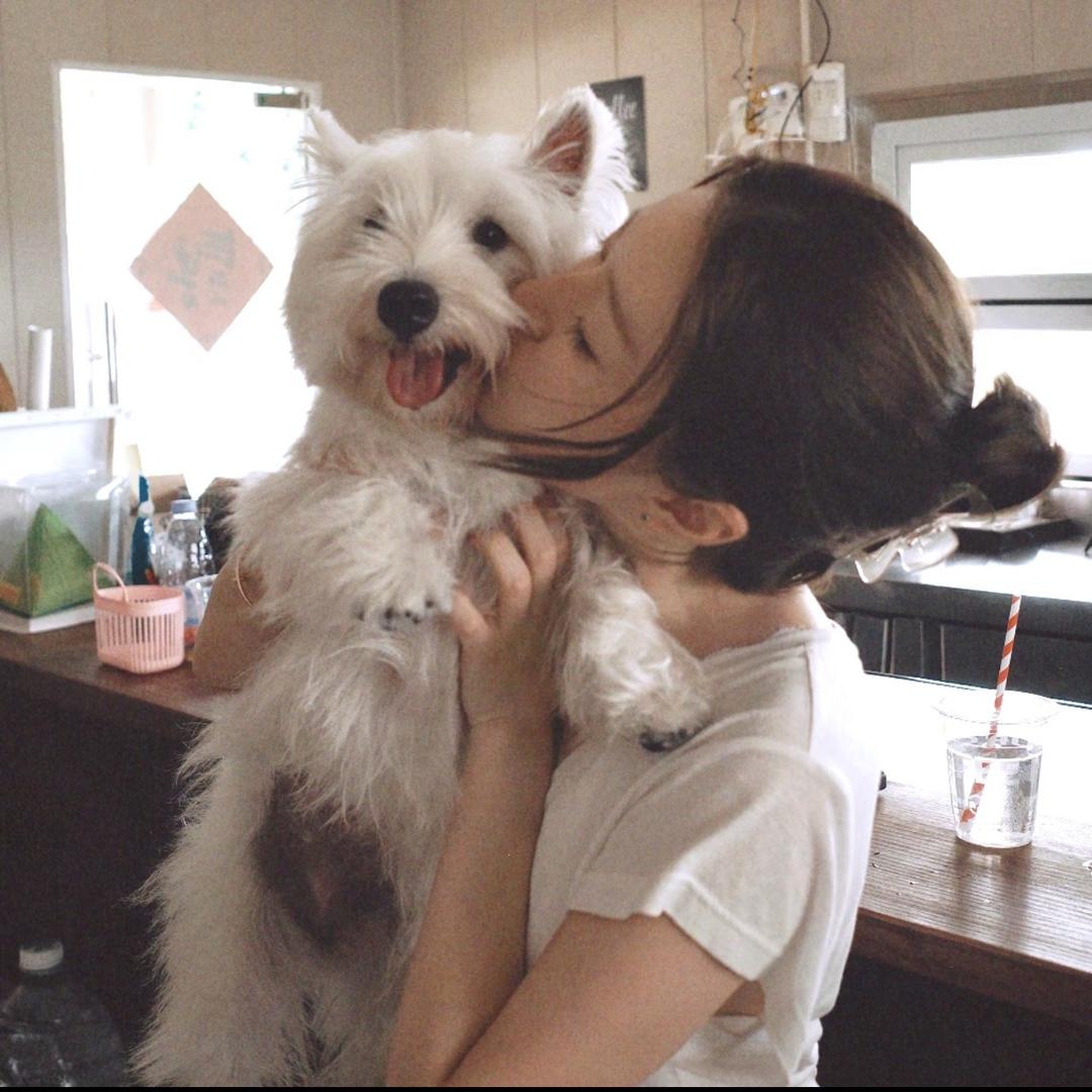 李小姐.