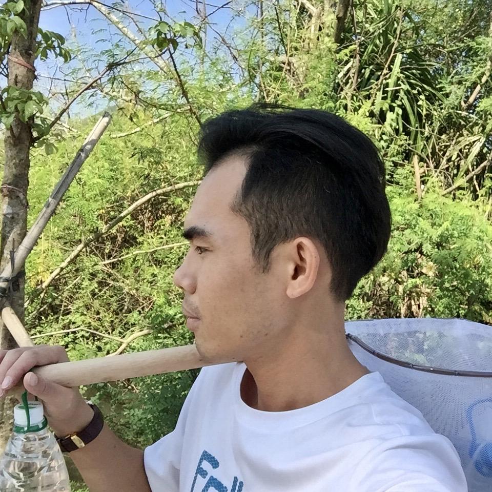 村头实木板凳