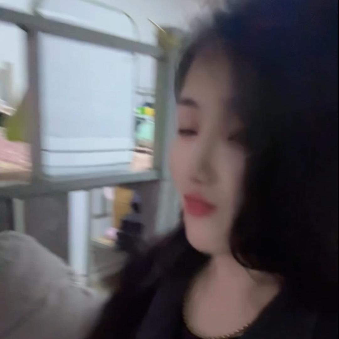 吖吖在新疆