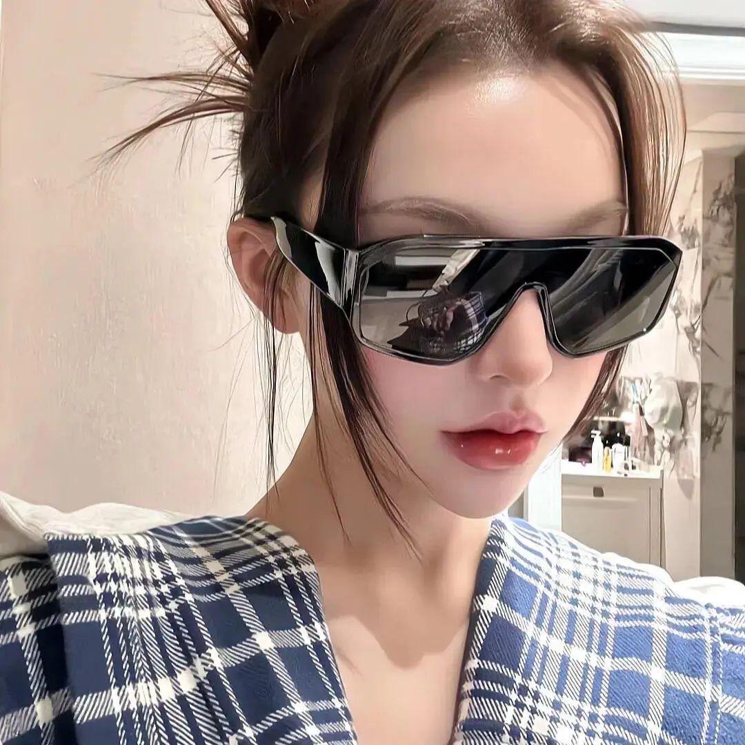 你站在日落的海平面🌄