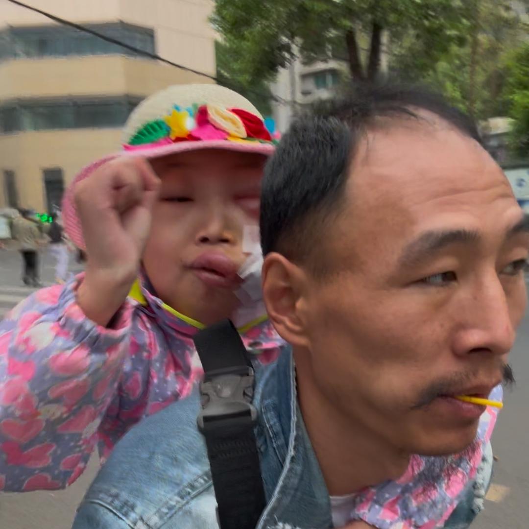 惠爸陪惠惠（抗癌中）