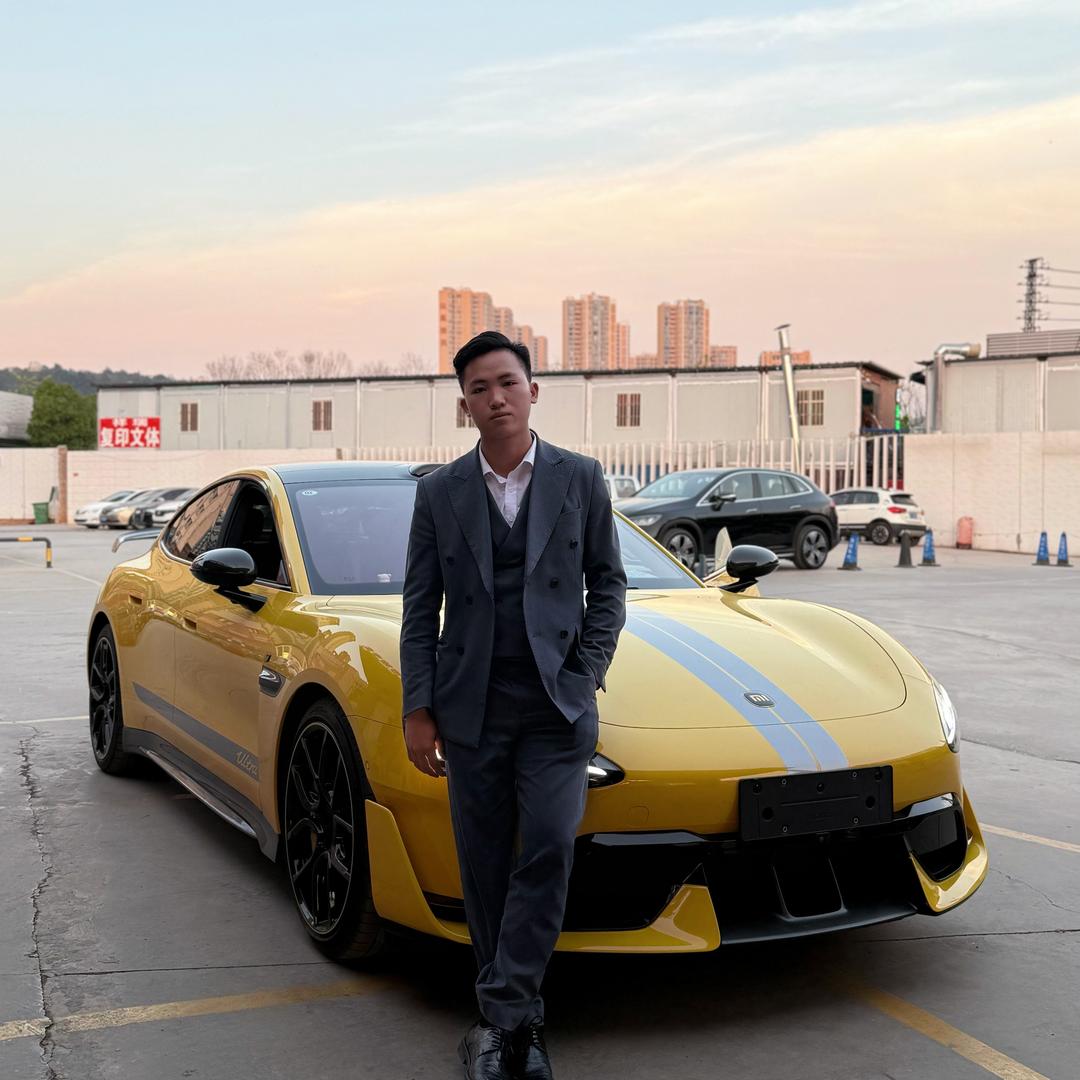 W名车—小阮收车