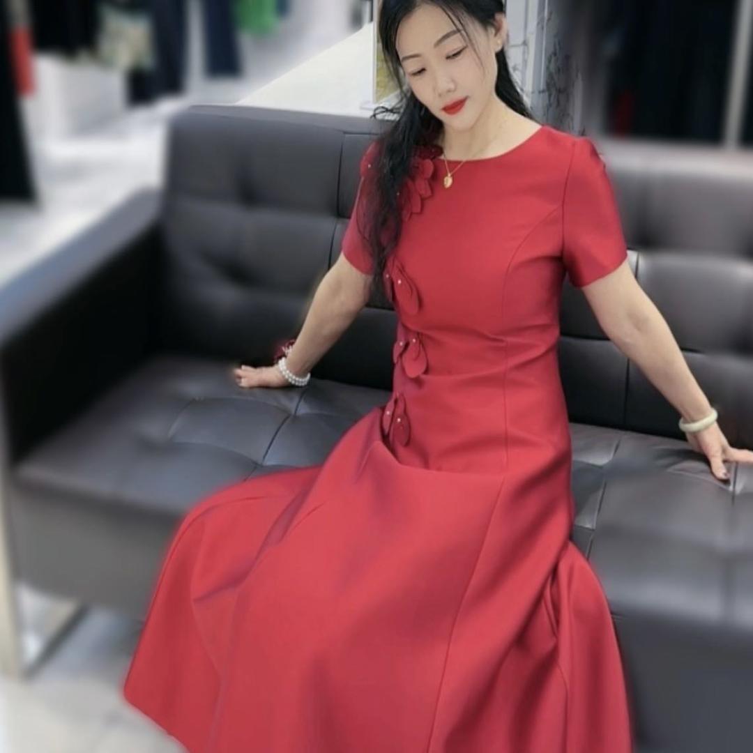 @银座凤姿缘礼服❤️胡小凤