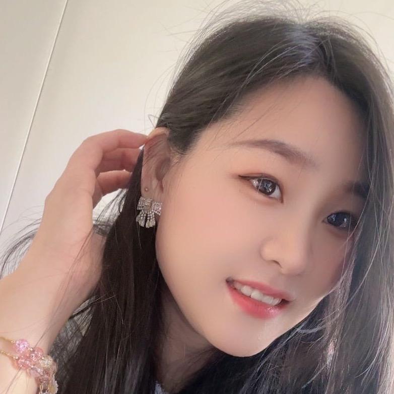 杨杨 ，