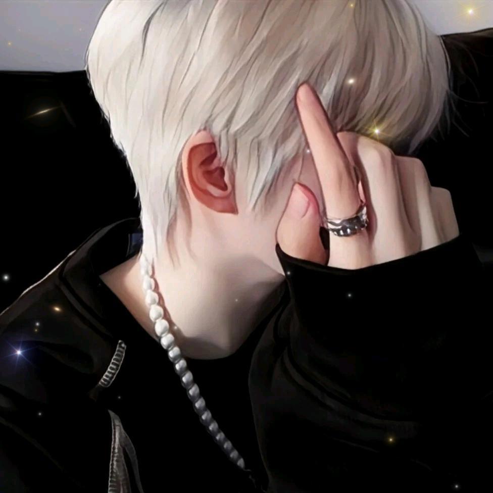 周周♏️