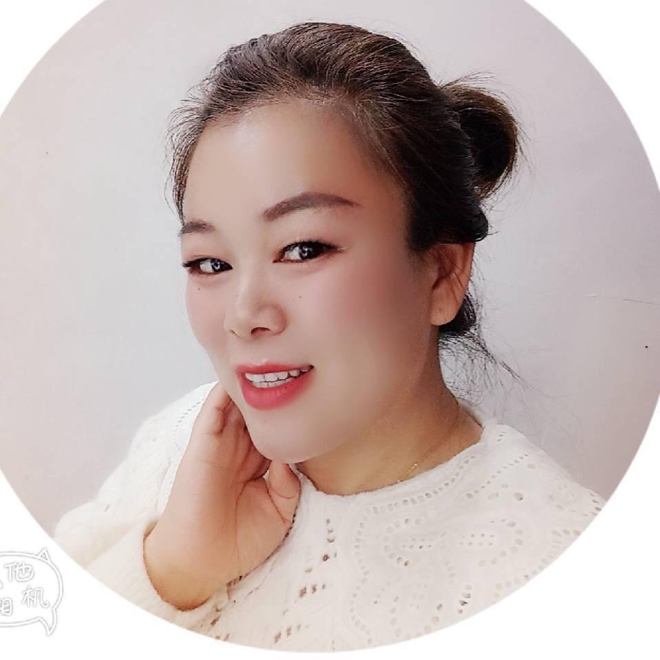 建宁县夏夫人内衣店。