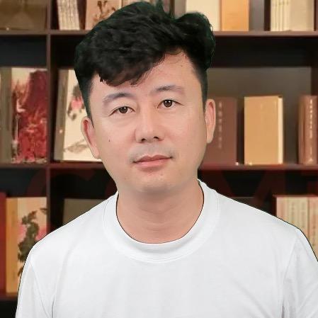 大伟（厚德载物）