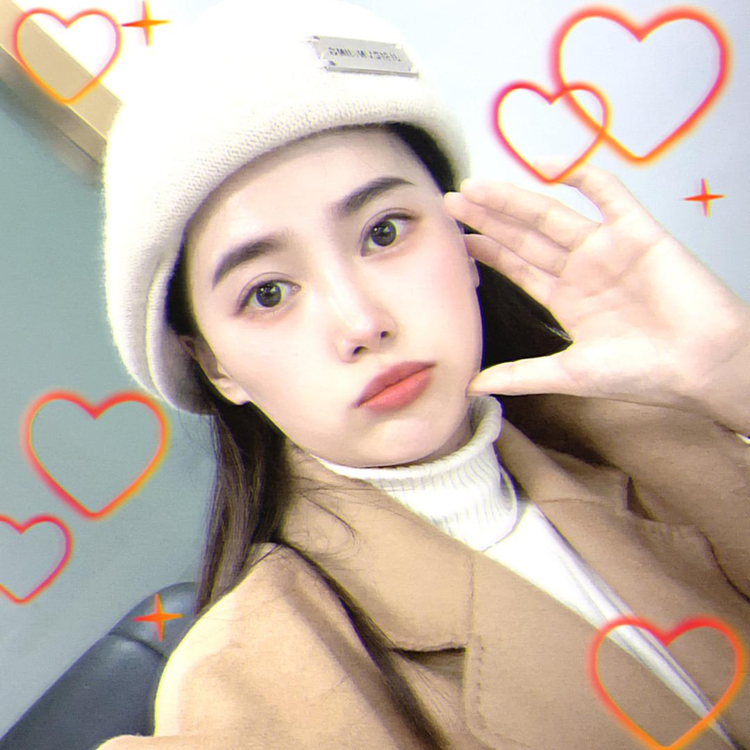 爱笑的女孩👧🏻