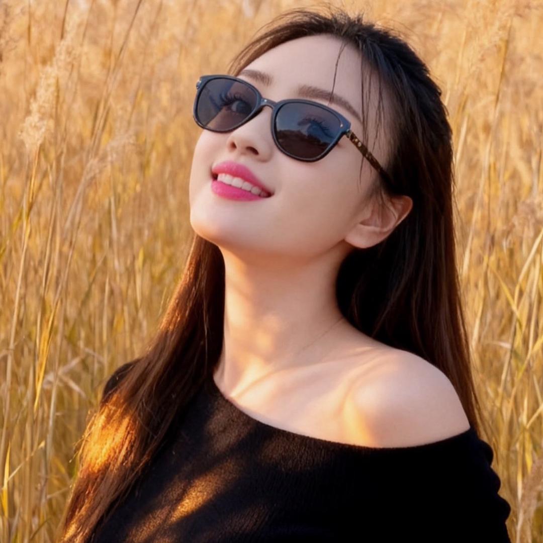 🎄◟(˶> ᎑ <˶)◞🎄