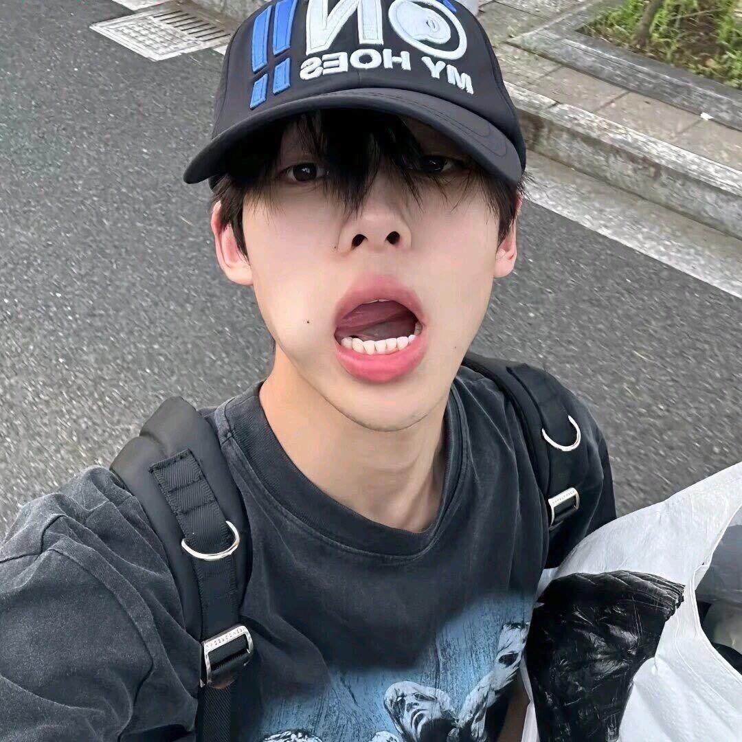 奕禾