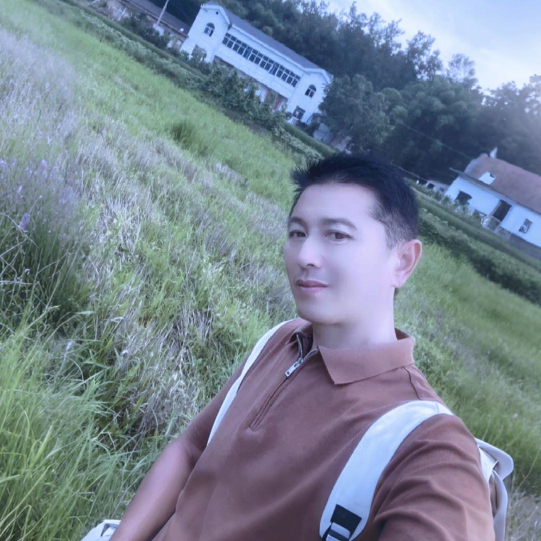 走自己的路不要活在别人眼里。