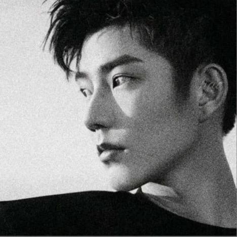 ￴ ￴ ￴￴ ￴ ￴￴ ￴