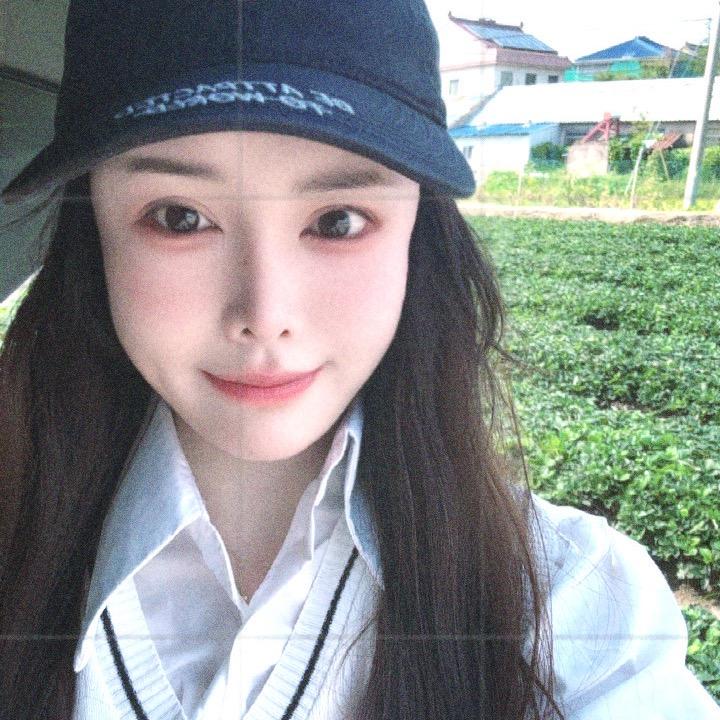 各种草莓苗培育基地🍓猪猪(莓莓)