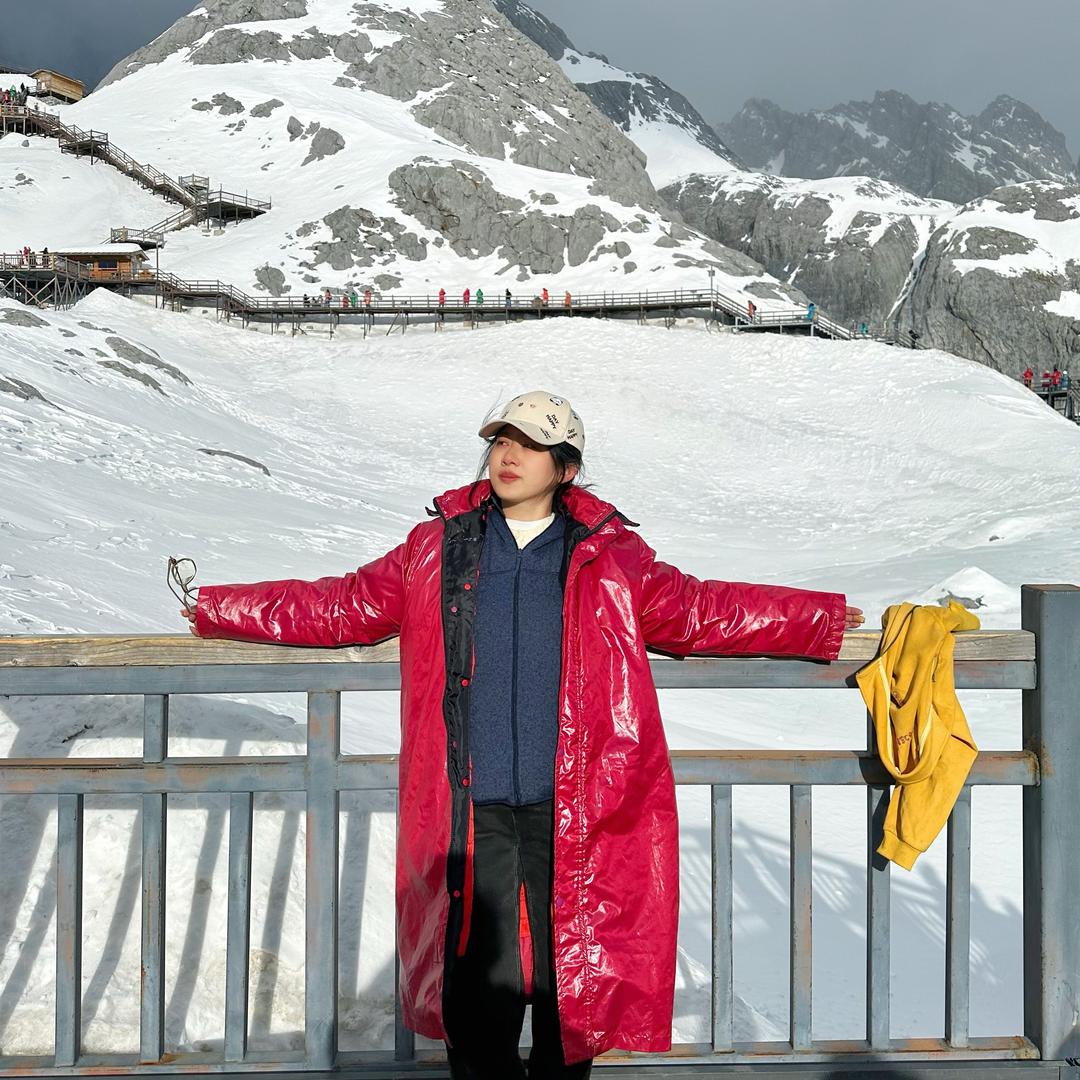 美妆博主轩七七