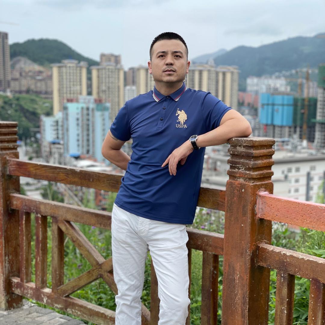 碗碗菜李老板