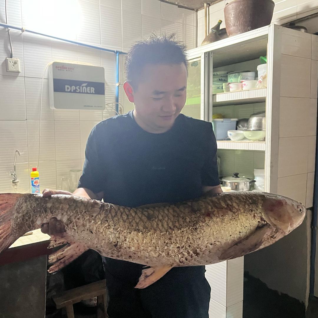 白庙渔具 钓鱼人