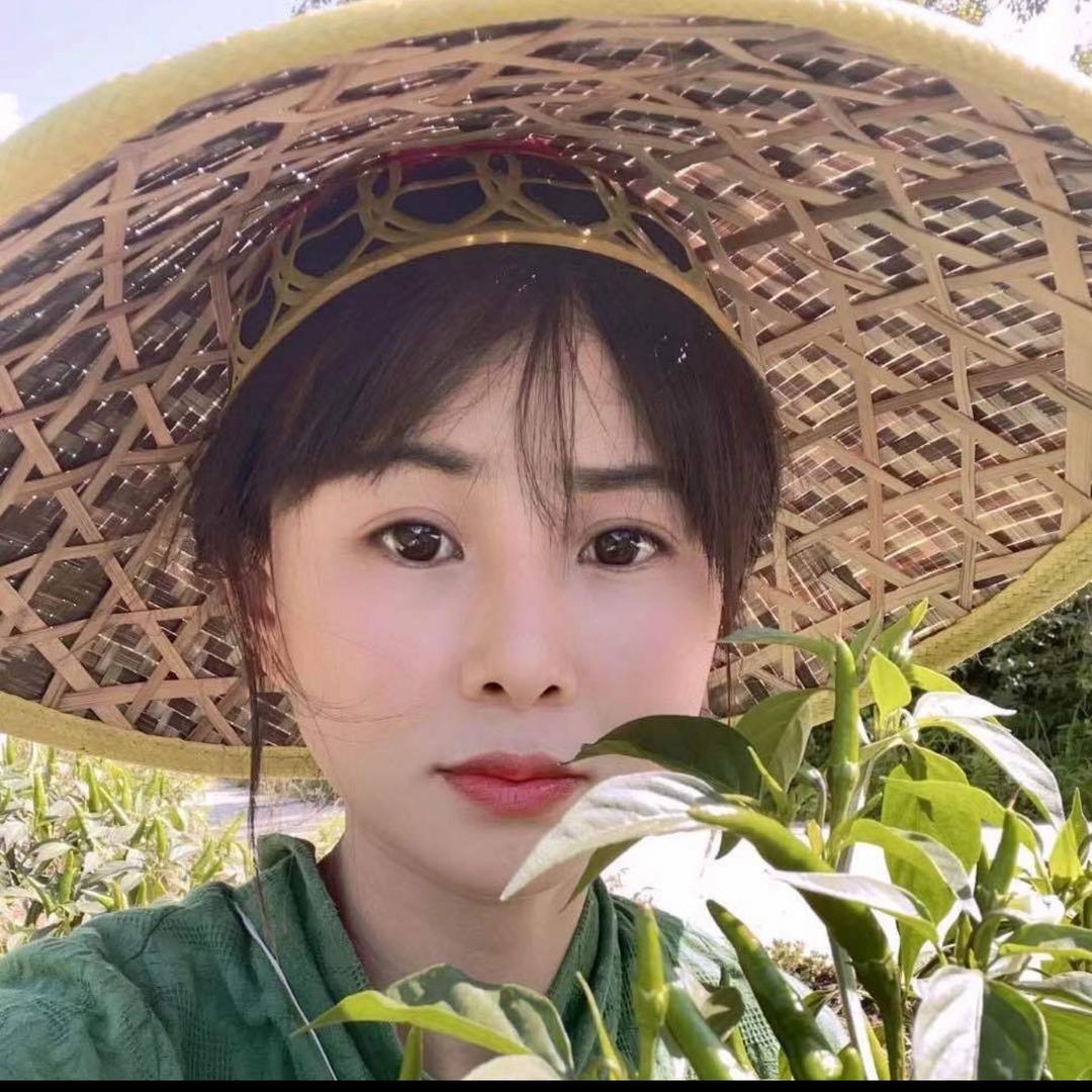 敖琼娜