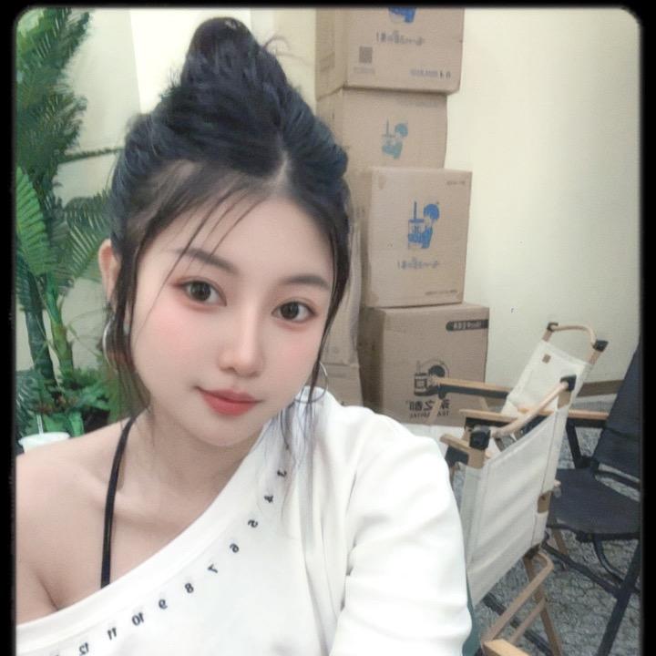 艳艳很哇塞