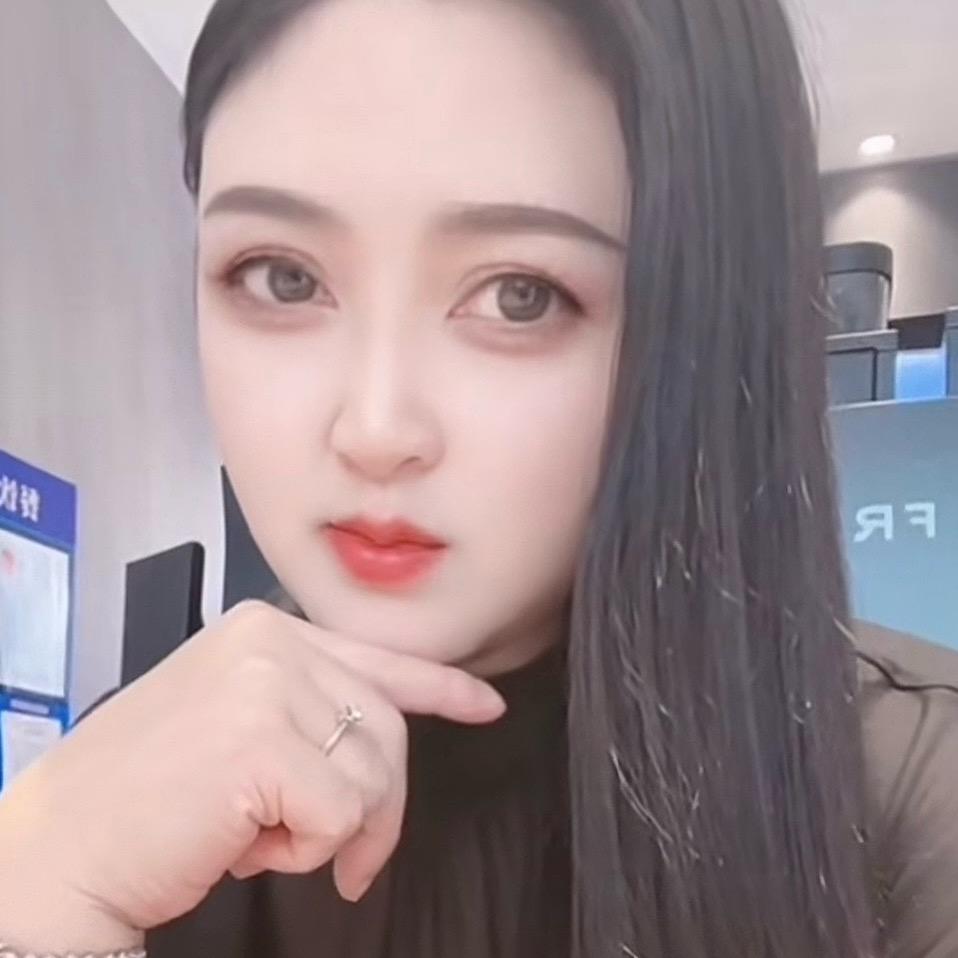 潘弈妃