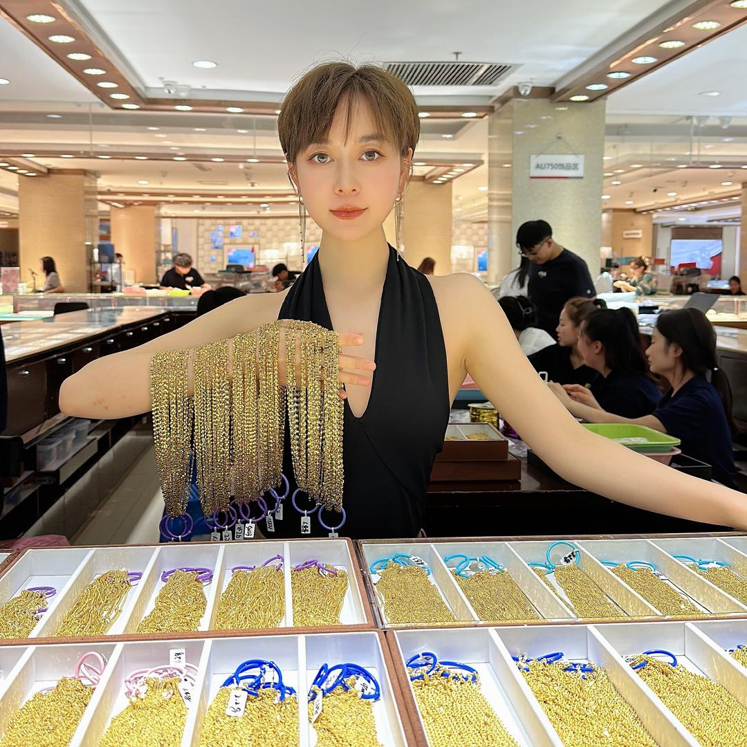 晨晨珠宝工厂店