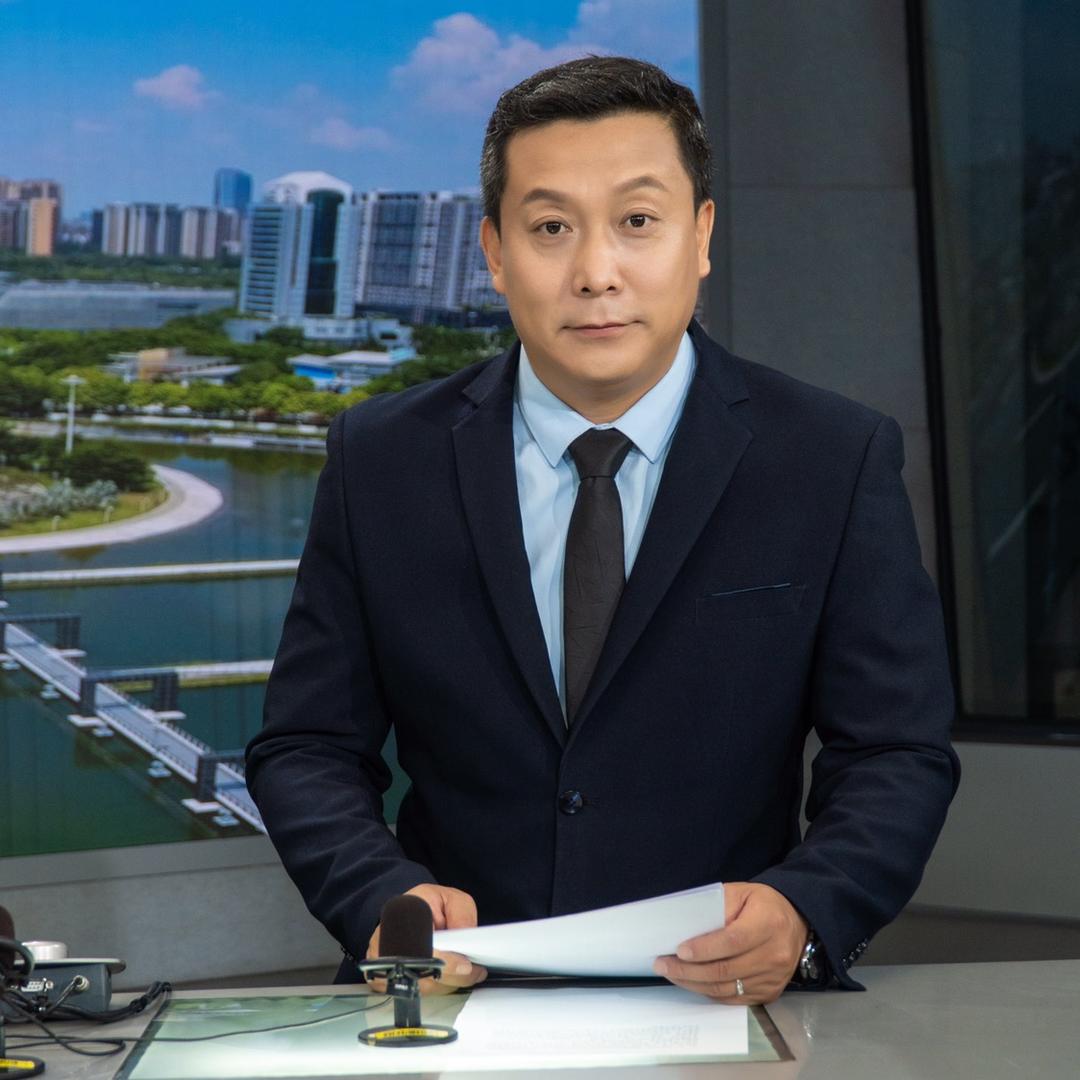 主持人金海