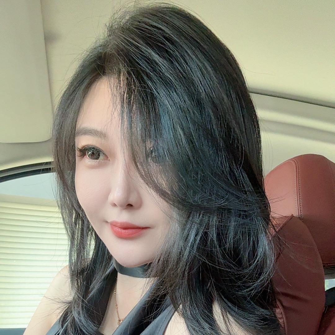 丽姐【蒂卡丽】美容服饰