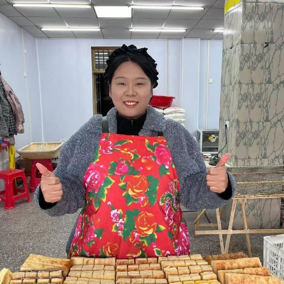丽丽山楂芝士饼创始人